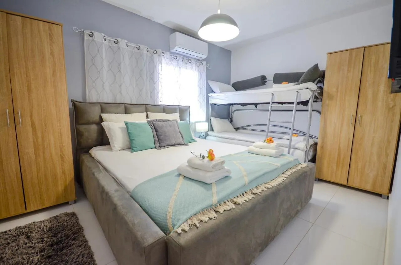 Yalarent Sunny 3Br Apt Eilat