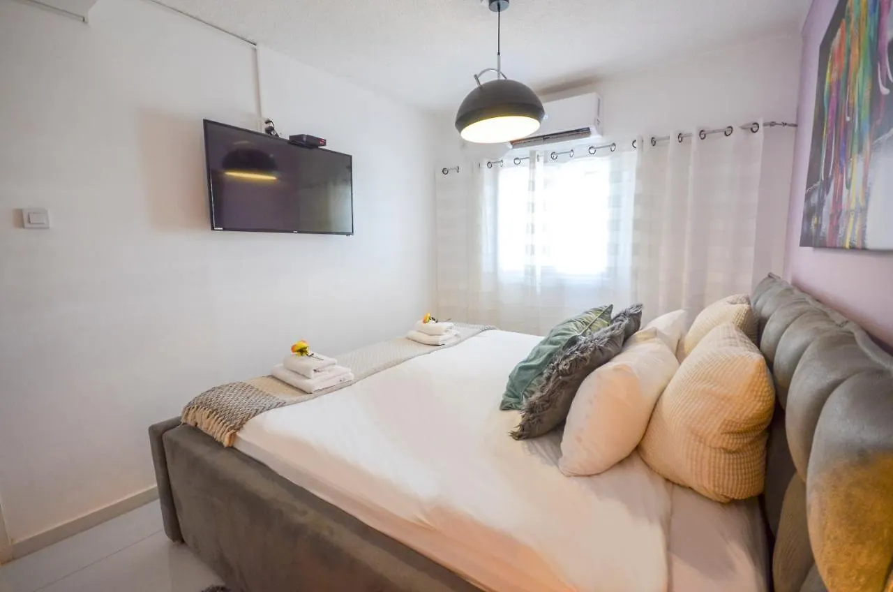 Yalarent Sunny 3Br Apt Eilat 0*,  Israel